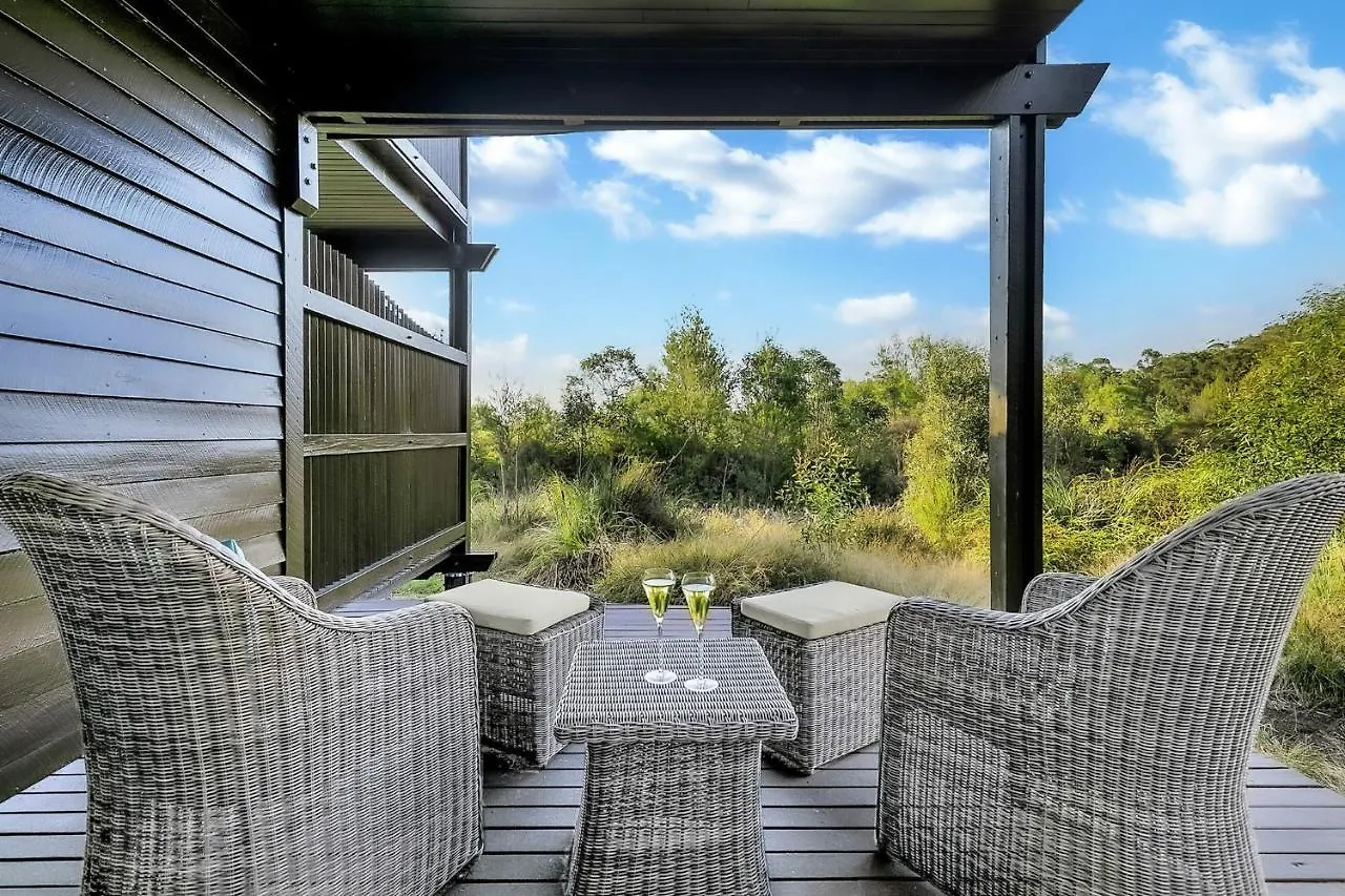 Kingfisher Bay Resort Fraser Island 4*,