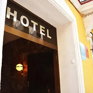** Hotel El Coloso España